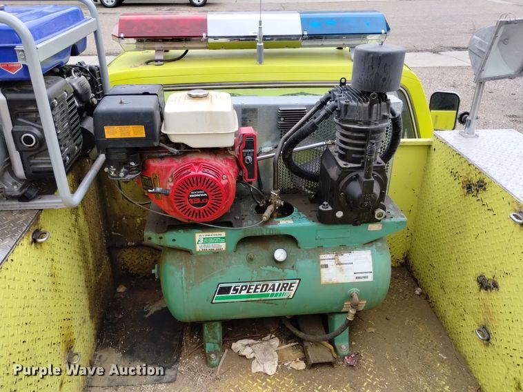 image for item DP3277 1982 GMC K3500  rescue vehicle