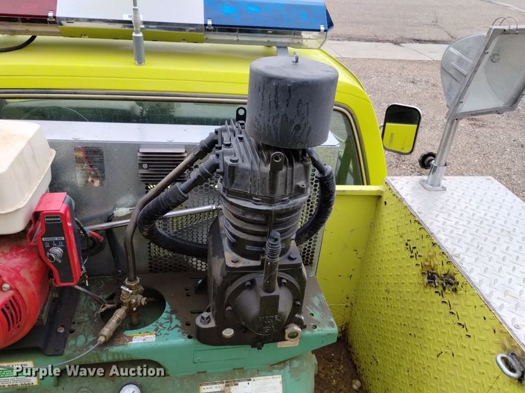 image for item DP3277 1982 GMC K3500  rescue vehicle