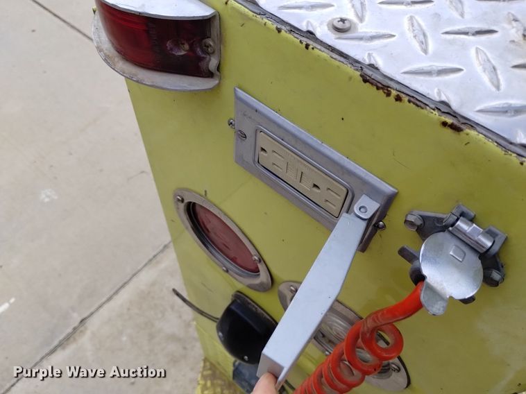 image for item DP3277 1982 GMC K3500  rescue vehicle