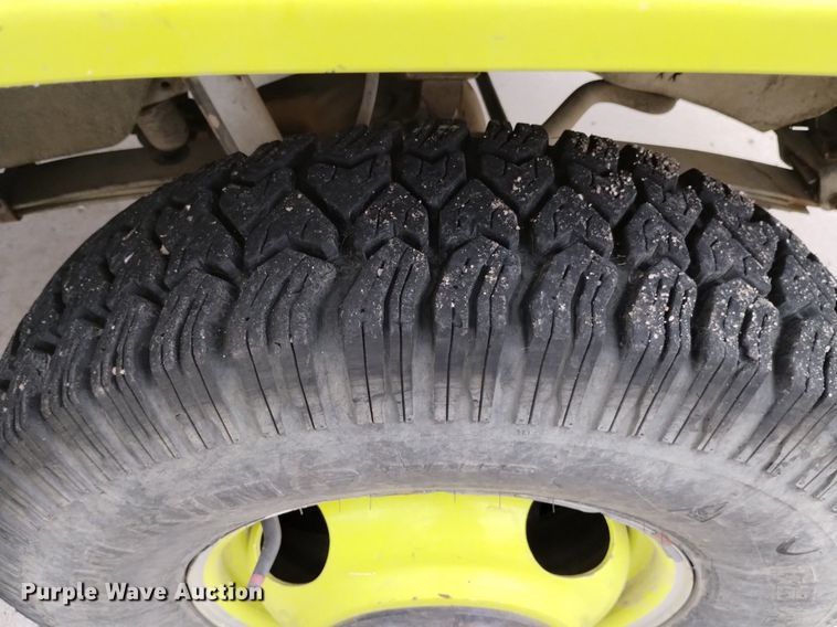 image for item DP3277 1982 GMC K3500  rescue vehicle