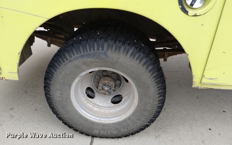 image for item DP3277 1982 GMC K3500  rescue vehicle