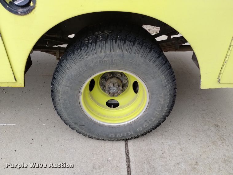 image for item DP3277 1982 GMC K3500  rescue vehicle