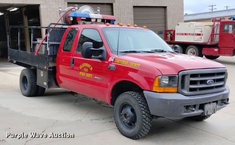 image for item DP3280 2000 Ford  F350 Super Duty  brush fire truck