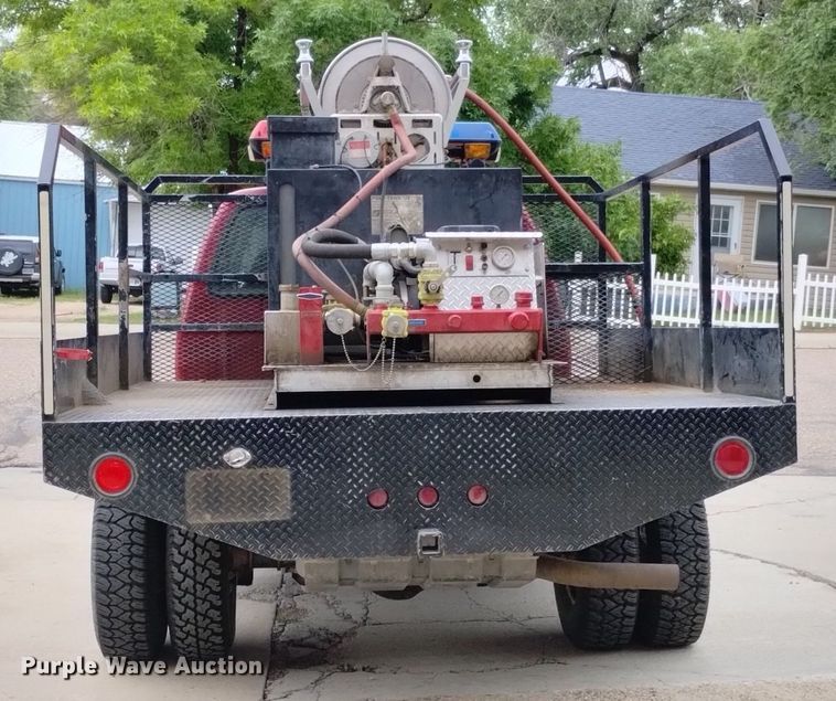 image for item DP3280 2000 Ford  F350 Super Duty  brush fire truck