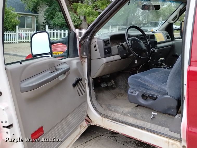 image for item DP3280 2000 Ford  F350 Super Duty  brush fire truck