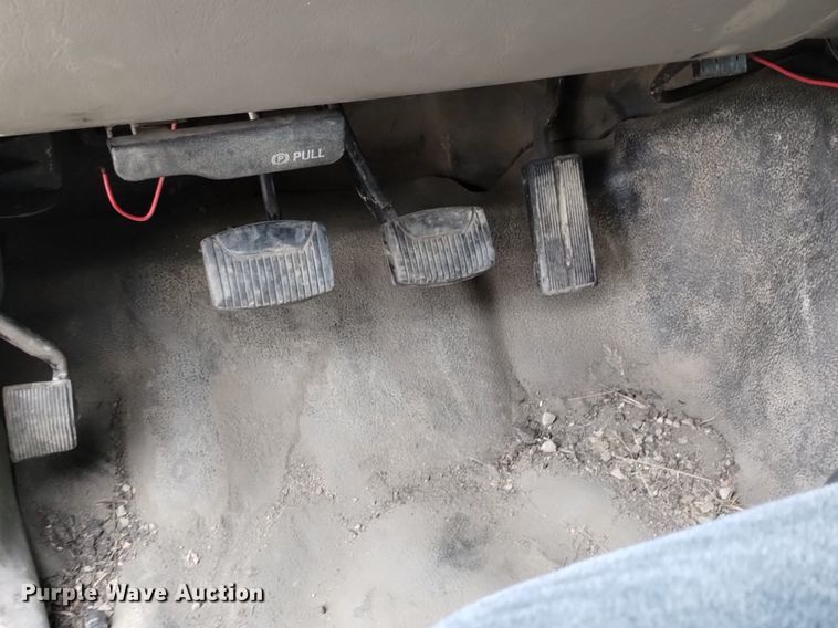 image for item DP3280 2000 Ford  F350 Super Duty  brush fire truck