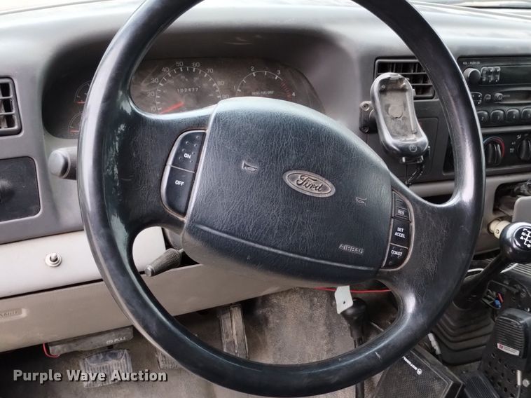 image for item DP3280 2000 Ford  F350 Super Duty  brush fire truck