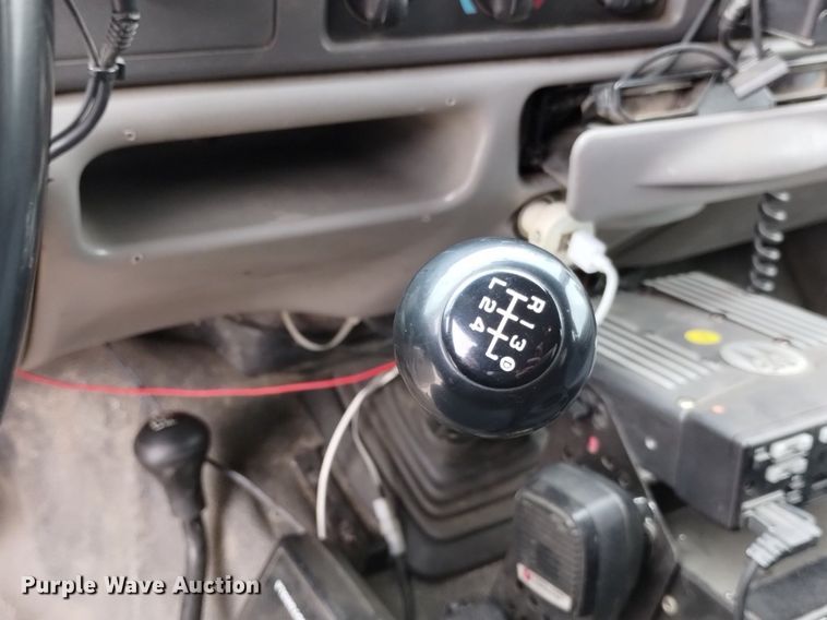 image for item DP3280 2000 Ford  F350 Super Duty  brush fire truck