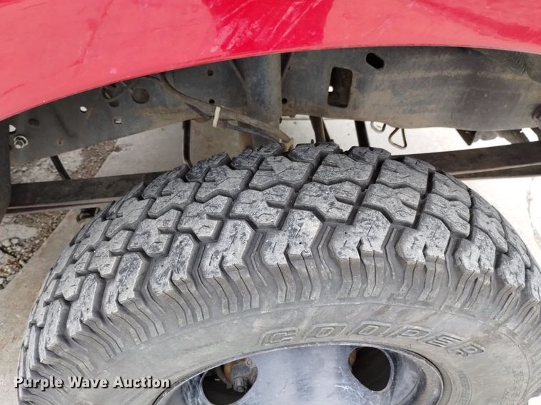 image for item DP3280 2000 Ford  F350 Super Duty  brush fire truck