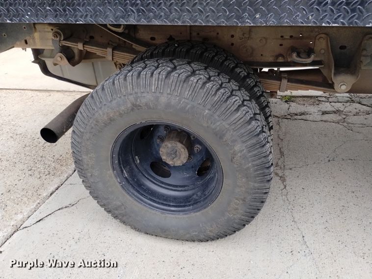 image for item DP3280 2000 Ford  F350 Super Duty  brush fire truck