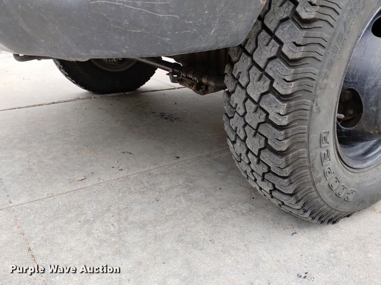 image for item DP3280 2000 Ford  F350 Super Duty  brush fire truck