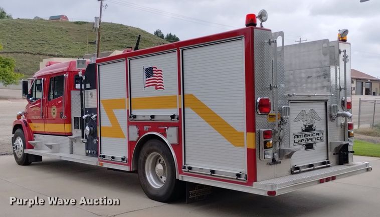 image for item DP3281 2001 Freightliner FL80  pumper fire truck