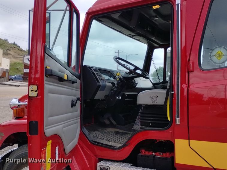 image for item DP3281 2001 Freightliner FL80  pumper fire truck