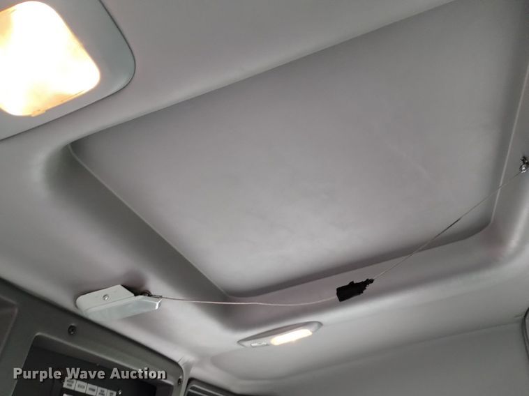 image for item DP3281 2001 Freightliner FL80  pumper fire truck