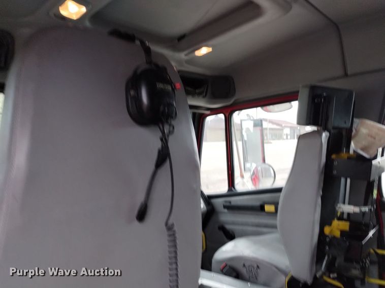 image for item DP3281 2001 Freightliner FL80  pumper fire truck