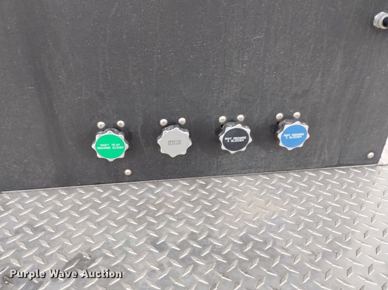 image for item DP3281 2001 Freightliner FL80  pumper fire truck