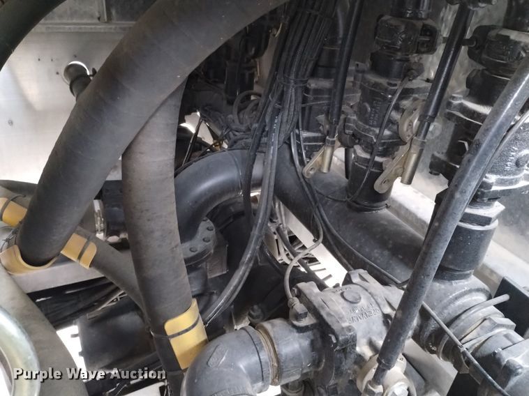 image for item DP3281 2001 Freightliner FL80  pumper fire truck