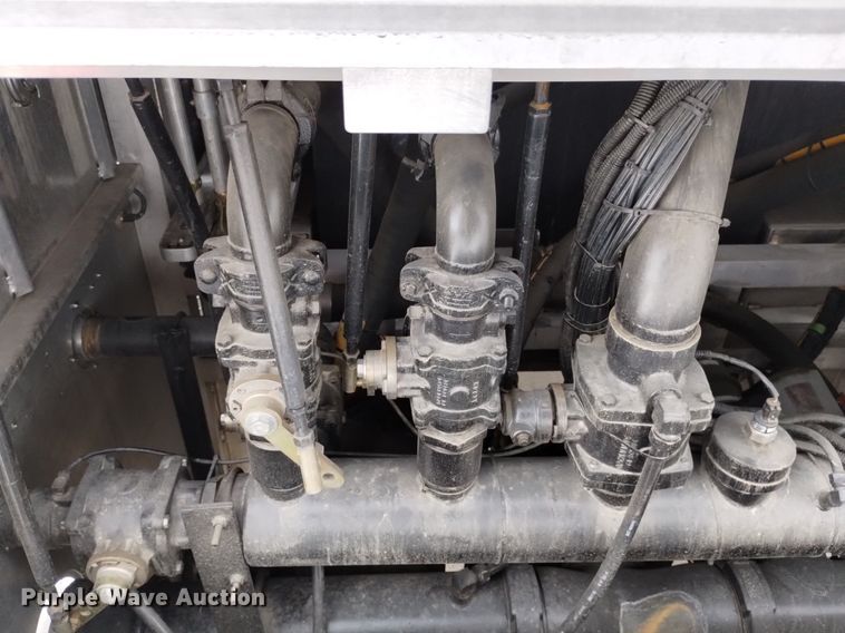 image for item DP3281 2001 Freightliner FL80  pumper fire truck