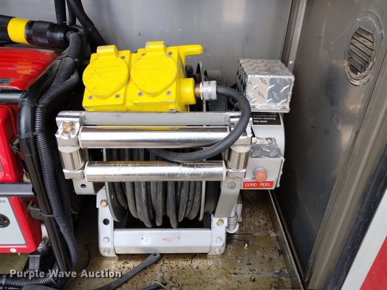 image for item DP3281 2001 Freightliner FL80  pumper fire truck