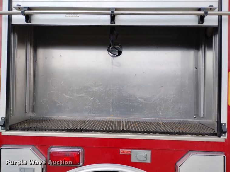 image for item DP3281 2001 Freightliner FL80  pumper fire truck