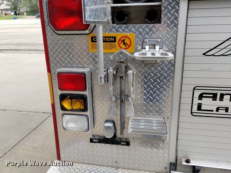 image for item DP3281 2001 Freightliner FL80  pumper fire truck