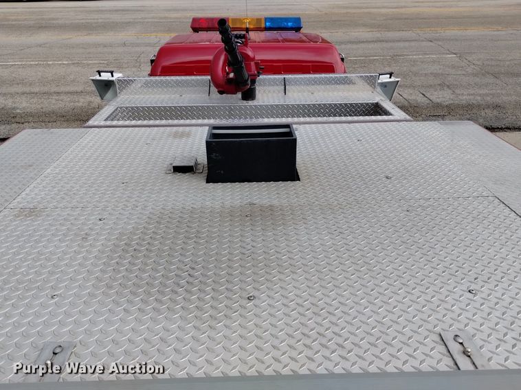 image for item DP3281 2001 Freightliner FL80  pumper fire truck