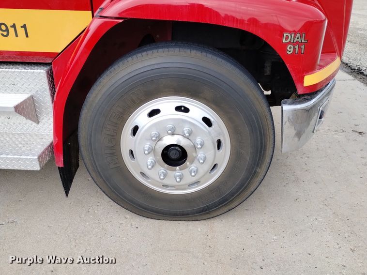 image for item DP3281 2001 Freightliner FL80  pumper fire truck