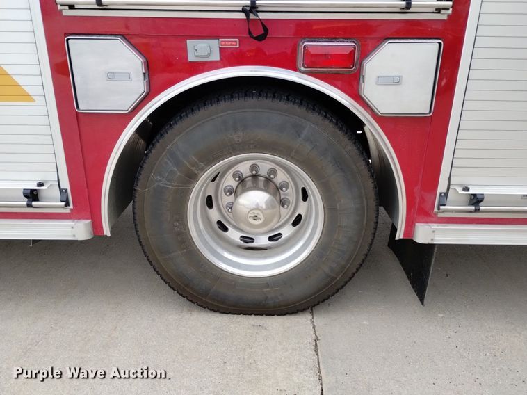 image for item DP3281 2001 Freightliner FL80  pumper fire truck