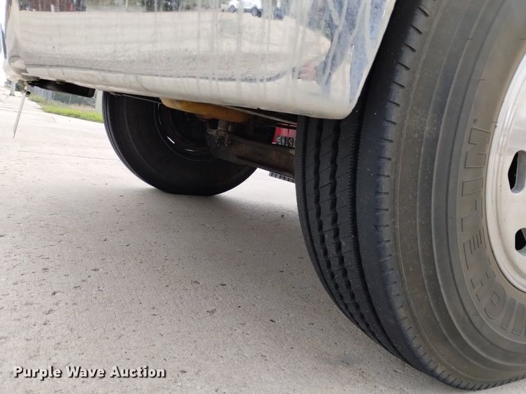 image for item DP3281 2001 Freightliner FL80  pumper fire truck