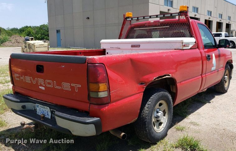 image for item DP8068 2002 Chevrolet Silverado 1500  pickup truck