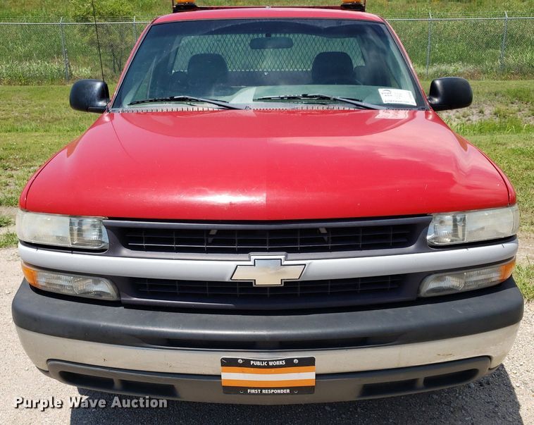 image for item DP8068 2002 Chevrolet Silverado 1500  pickup truck