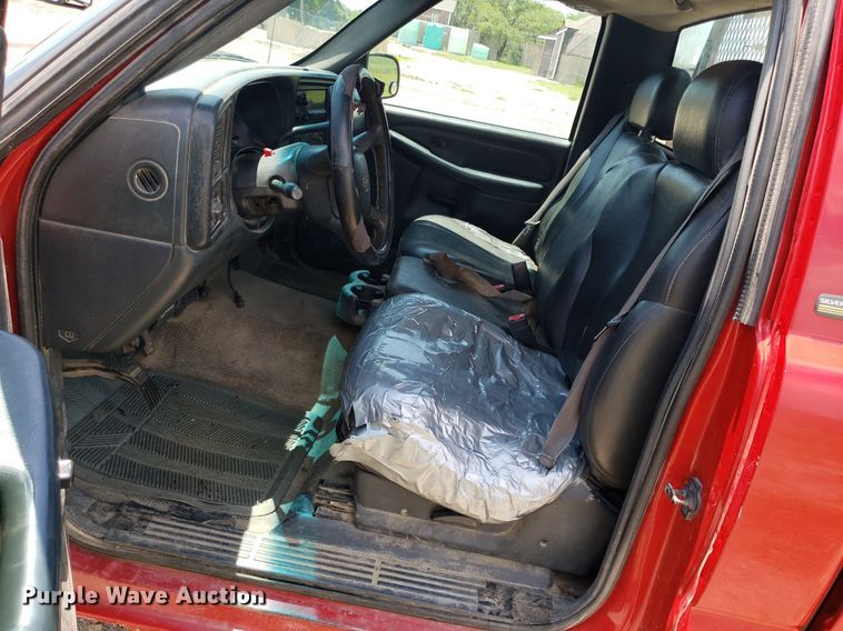 image for item DP8068 2002 Chevrolet Silverado 1500  pickup truck