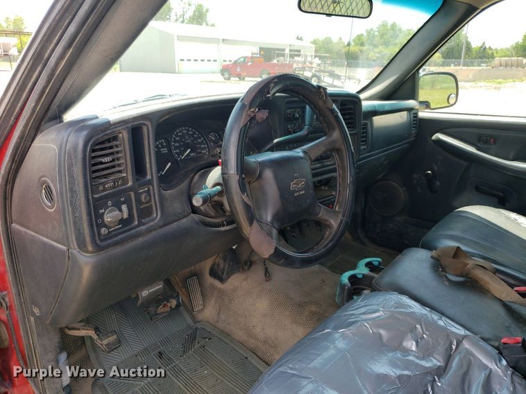 image for item DP8068 2002 Chevrolet Silverado 1500  pickup truck