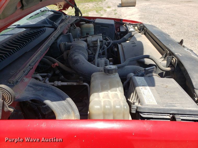 image for item DP8068 2002 Chevrolet Silverado 1500  pickup truck