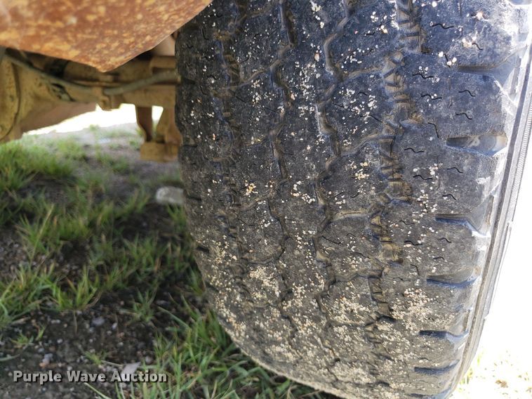 image for item DP8068 2002 Chevrolet Silverado 1500  pickup truck