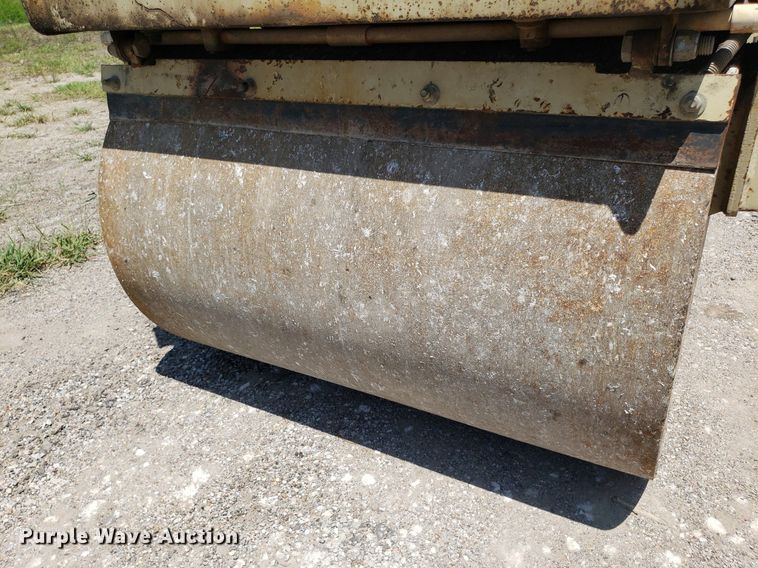 image for item DP8070 Ingersoll Rand DD-23  double drum vibratory roller