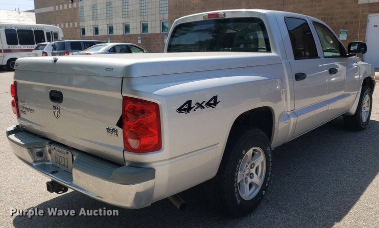 image for item DP8074 2005 Dodge Dakota  Quad Cab pickup truck