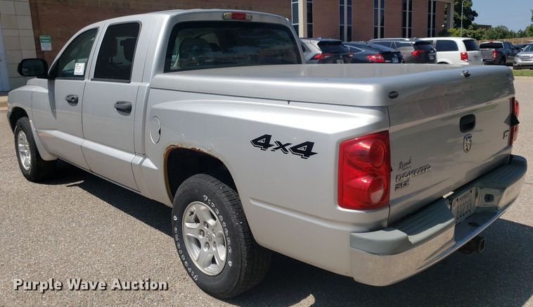 image for item DP8074 2005 Dodge Dakota  Quad Cab pickup truck