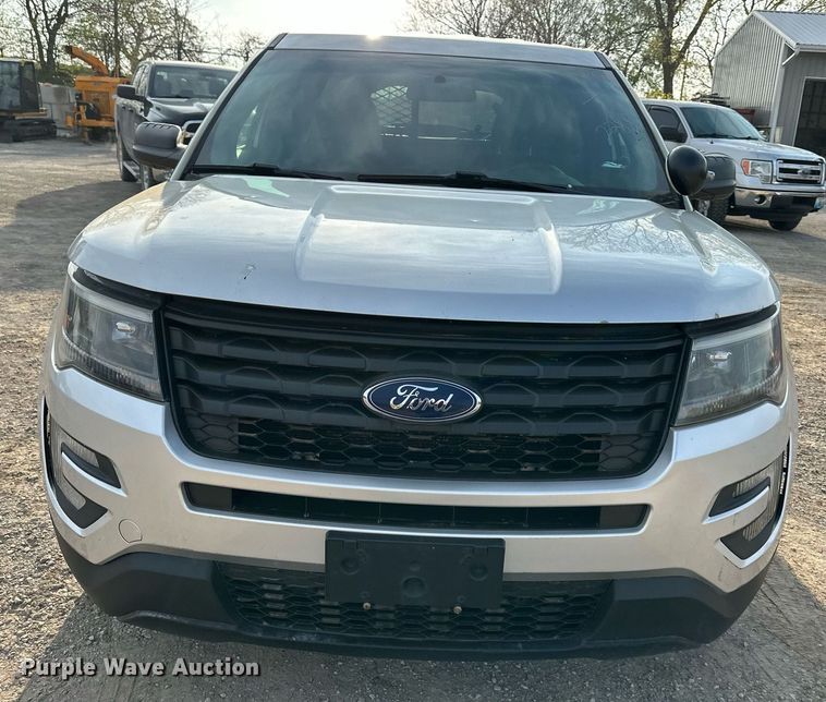 image for item DR5247 2016 Ford Explorer Police Interceptor  SUV
