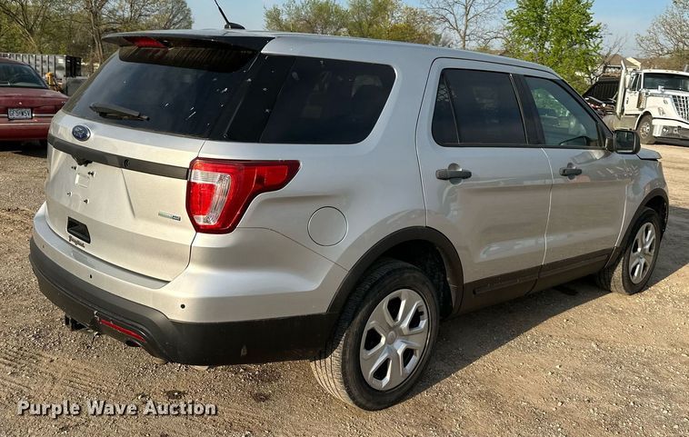 image for item DR5247 2016 Ford Explorer Police Interceptor  SUV