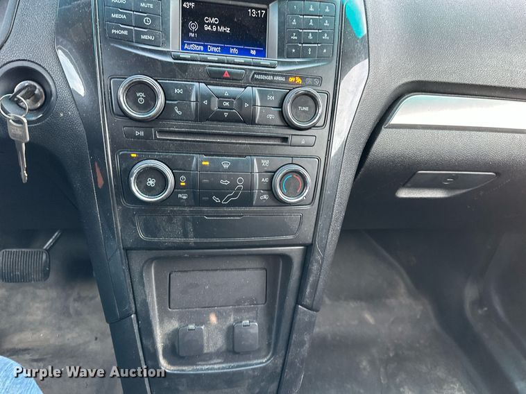 image for item DR5247 2016 Ford Explorer Police Interceptor  SUV