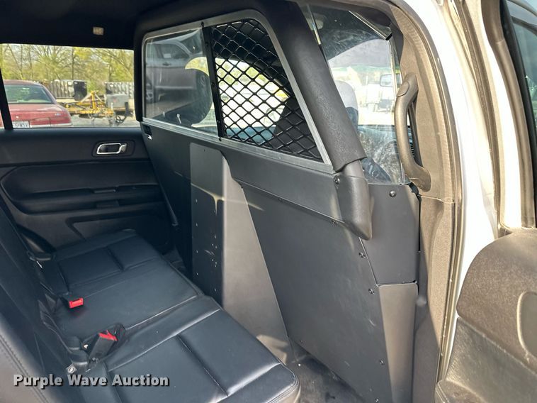 image for item DR5247 2016 Ford Explorer Police Interceptor  SUV