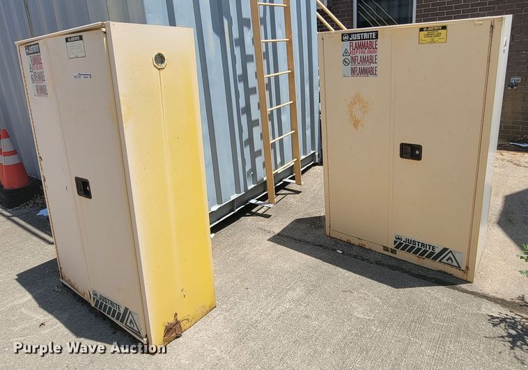 image for item HY9044 (2) storage cabinets