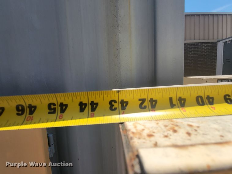 image for item HY9044 (2) storage cabinets