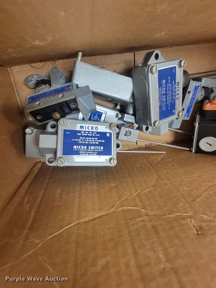 image for item HY9056 Electronics