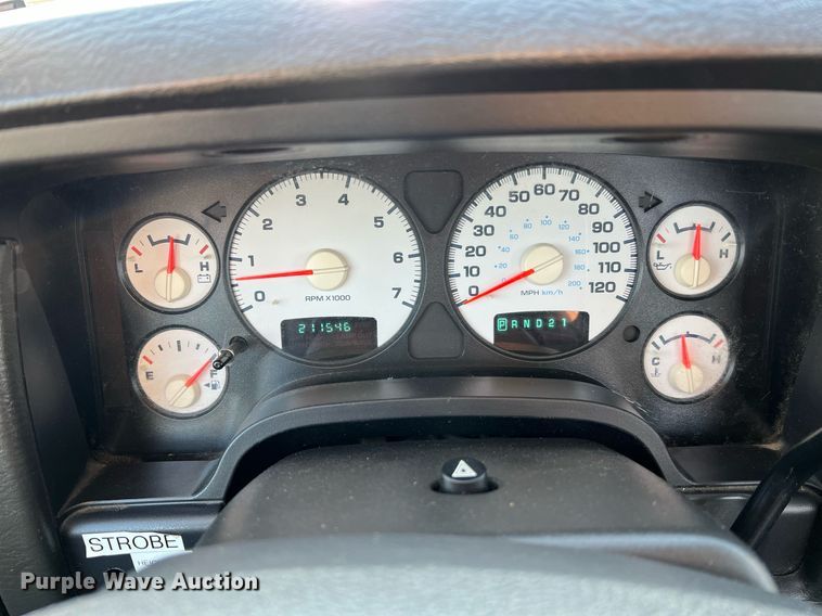 image for item II9183 2005 Dodge Ram 2500  utility bed pickup truck