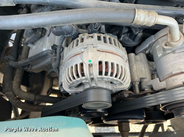 image for item II9183 2005 Dodge Ram 2500  utility bed pickup truck