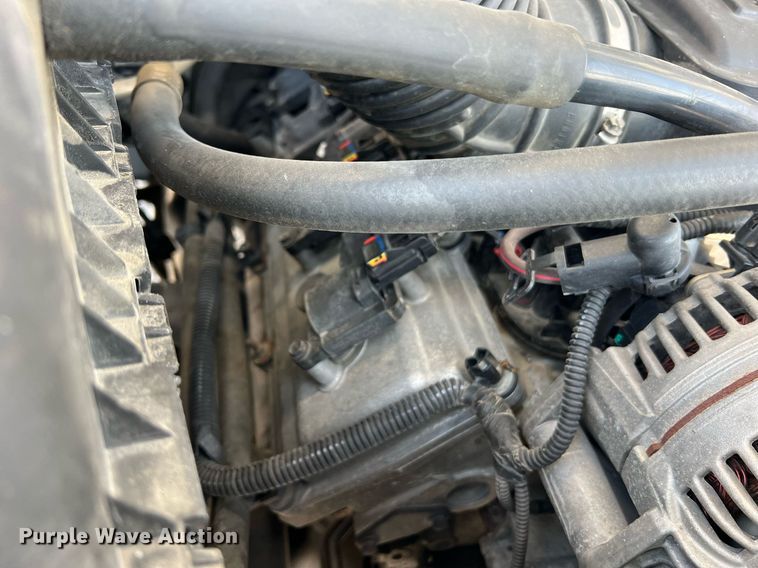 image for item II9183 2005 Dodge Ram 2500  utility bed pickup truck