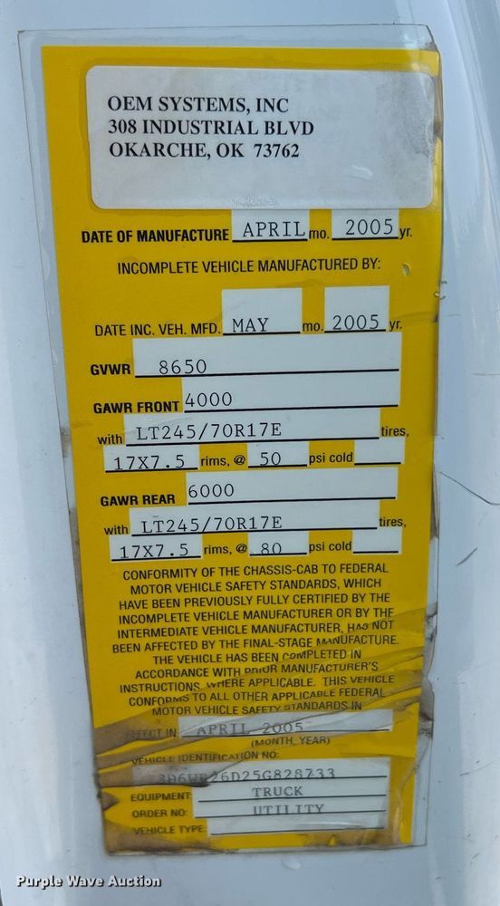 image for item II9183 2005 Dodge Ram 2500  utility bed pickup truck