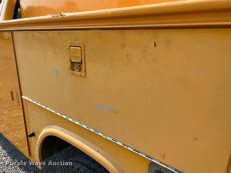 image for item II9184 2007 Ford F450 Super Duty XL  utility / service truck